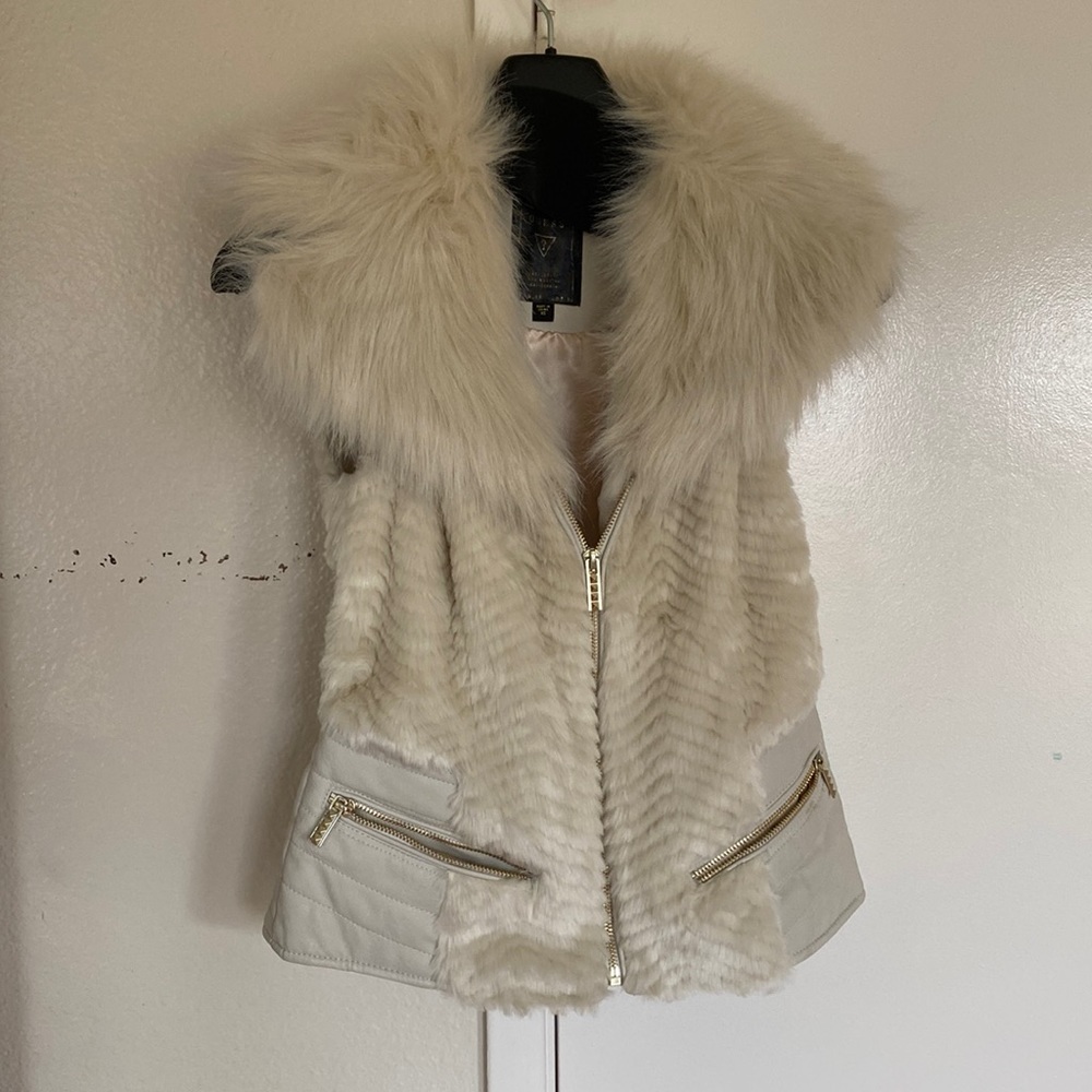 Y2K GUESS faux fur vest